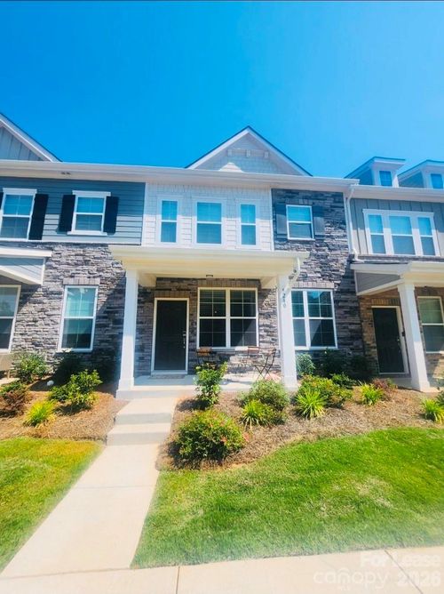 5240 Kinsbridge Dr, Charlotte, NC, 28227-1603 | Card Image