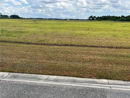 22776 Yellow Button Ln, ALVA, FL, 33920-1315 | Card Image