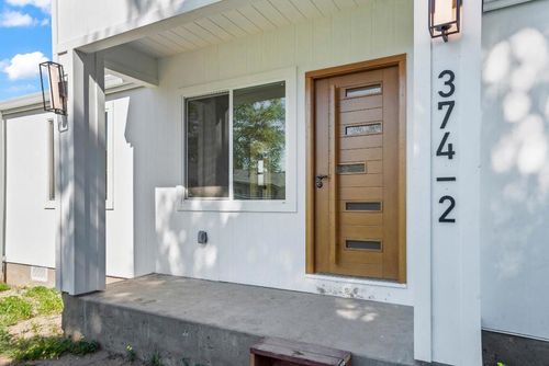 374 S 21st St, San Jose, CA, 95116-2721 | Card Image