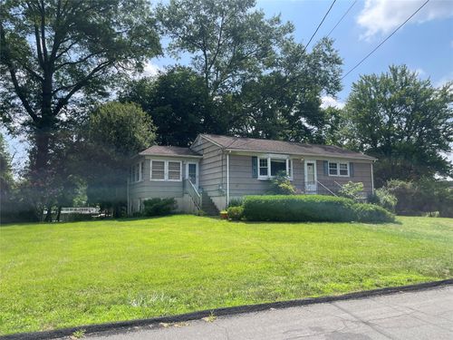 2 Sable Ct, West Nyack, NY, 10994-1916 | Card Image