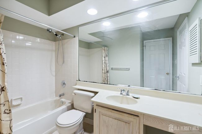 2 Honey Locust Ln, House other with 4 bedrooms, 3 bathrooms and null parking in Howell NJ | Image 20
