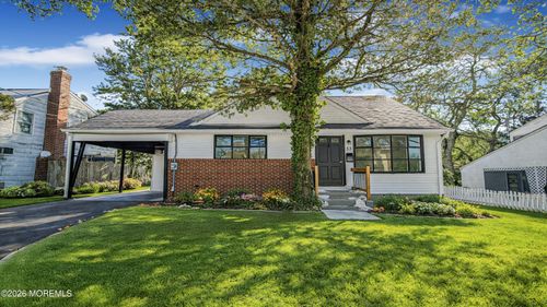 33 Green Twig Dr, Toms River, NJ, 08753-6846 | Card Image