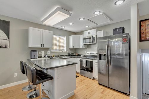 apt-7-933 S Freedom Blvd, Provo, UT, 84601-5965 | Card Image