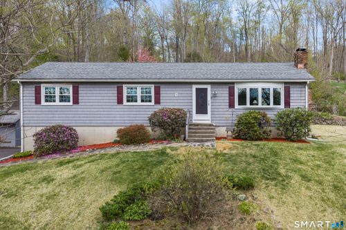 120 Luna Trail Ext, Southbury, CT, 06488-2886 | Card Image
