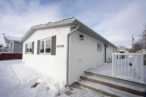 4908 48 Ave, Grimshaw, AB, T0H0B8 | Card Image