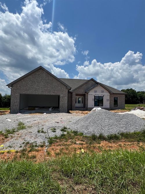 240 Spry Way, Killen, AL, 35645-2202 | Card Image