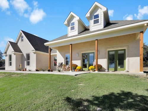 134 Hedges Cir, Weatherford, TX, 76085-5782 | Card Image