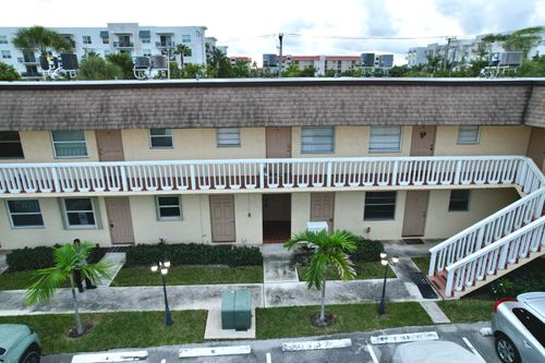 3-1204 S Lake Dr, Lantana, FL, 33462-6502 | Card Image