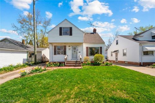 14001 Christine Ave, Cleveland, OH, 44105-6436 | Card Image