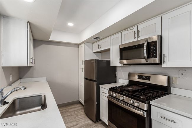 APT-59 - 1405 Vegas Valley Dr, Condo with 1 bedrooms, 1 bathrooms and null parking in Las Vegas NV | Image 4