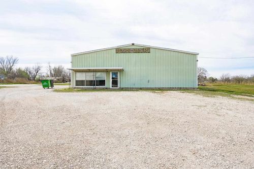 1502 N 5th St, Perry, OK, 73077 | Card Image