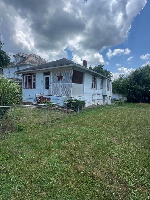 604 W Wheeling Street, Lancaster, OH, 43130 | Card Image