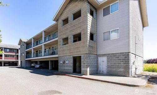 510-9735 272nd Pl Nw, Stanwood, WA, 98292-8070 | Card Image
