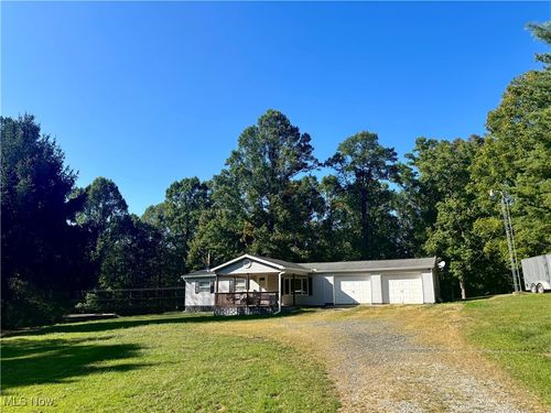 16200 Crooked Tree Rd, Dexter City, OH, 45727-9739 | Card Image