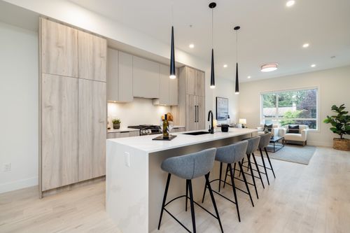 4538 208 St, Langley, BC, V3A | Card Image