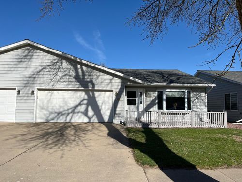 1225 6th Ave N, Windom, MN, 56101-1340 | Card Image