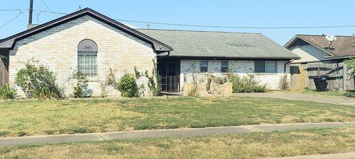8031 Misty Vale Ln, Houston, TX, 77075-4630 | Card Image