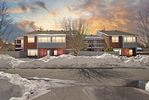 34-34 Rosewood Dr, Stoughton, MA, 02072-4902 | Card Image