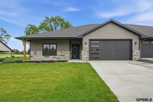 710 Spring St, Adams, NE, 68301-8300 | Card Image