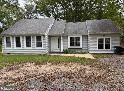 11058 Lee St, KING GEORGE, VA, 22485-3813 | Card Image