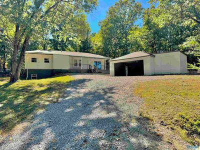 447 Oak Hill Circle, House other with 3 bedrooms, 2 bathrooms and null parking in Hamilton AL | Image 1