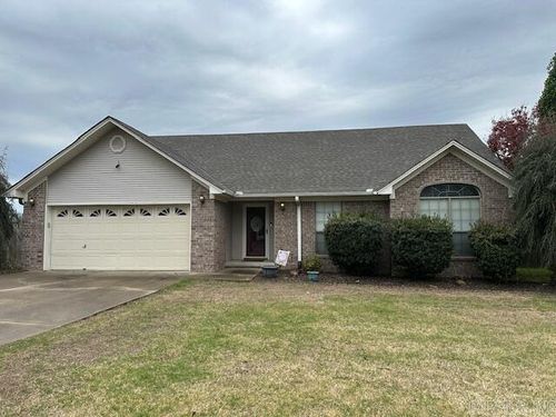 486 Pearl Stone Dr, Lonoke, AR, 72086-8149 | Card Image