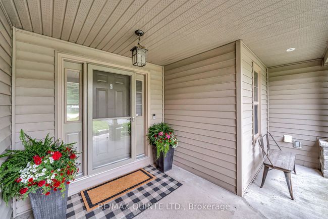 27 Charles Rd, House other with 4 bedrooms, 3 bathrooms and 8 parking in Tweed ON | Image 7