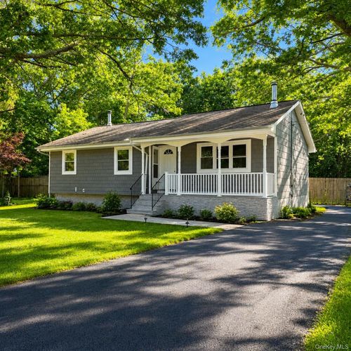 84 Flower Rd, Mastic Beach, NY, 11951-3422 | Card Image