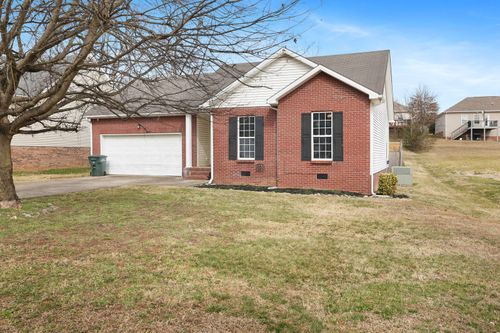 244 Green Hills Dr, Springfield, TN, 37172-5885 | Card Image