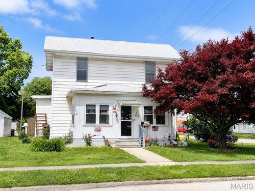 1013 N Jefferson Street, Litchfield, IL, 62056 | Card Image