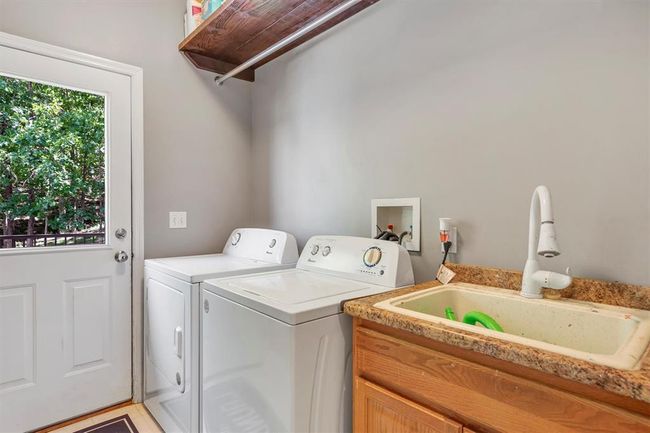 724 Hilltop Woods Ct, House other with 4 bedrooms, 4 bathrooms and null parking in Eureka MO | Image 25