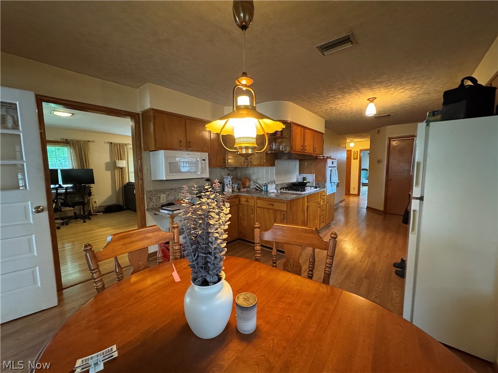 Residential in Vincent 4