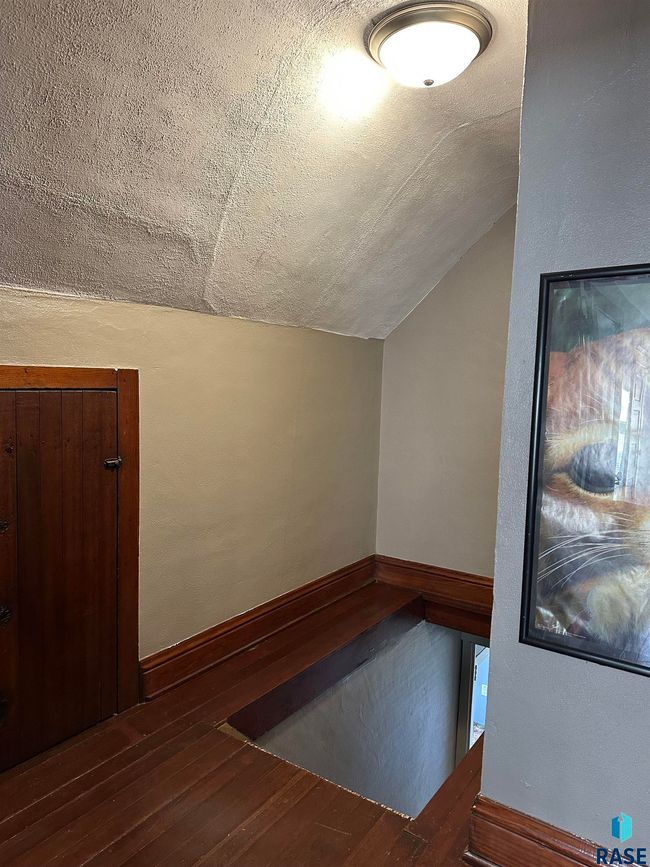 110 N Pearl St, House other with 3 bedrooms, 1 bathrooms and null parking in Menno SD | Image 30