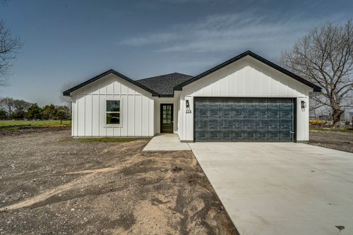 114 Hurst Cir, Ferris, TX, 75125-9791 | Card Image