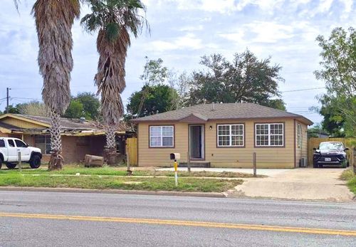 704 E Schunior St, Edinburg, TX, 78541-2612 | Card Image