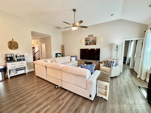 1024 Mayapple Way, Belmont, NC, 28012-6549 | Card Image