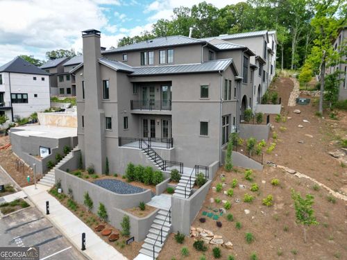 10931 Serenbe Ln, Chattahoochee Hills, GA, 30268-2496 | Card Image