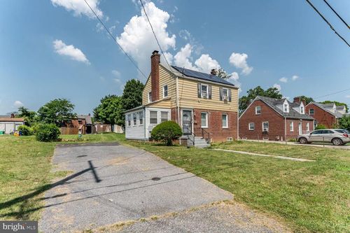 2809 East Ave, DISTRICT HEIGHTS, MD, 20747-2706 | Card Image
