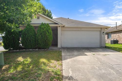1917 Golden Sunrise Ln, Pflugerville, TX, 78660-7953 | Card Image