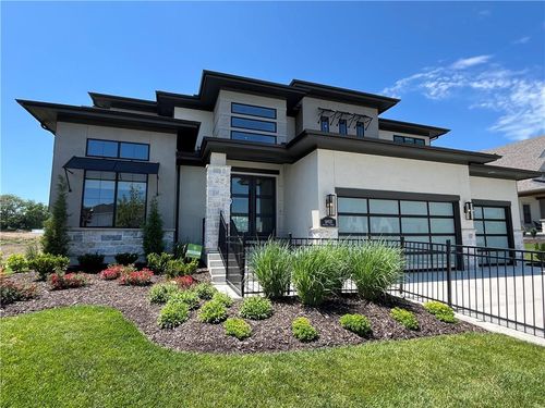 11704 W 181st St, Overland Park, KS, 66013-4410 | Card Image