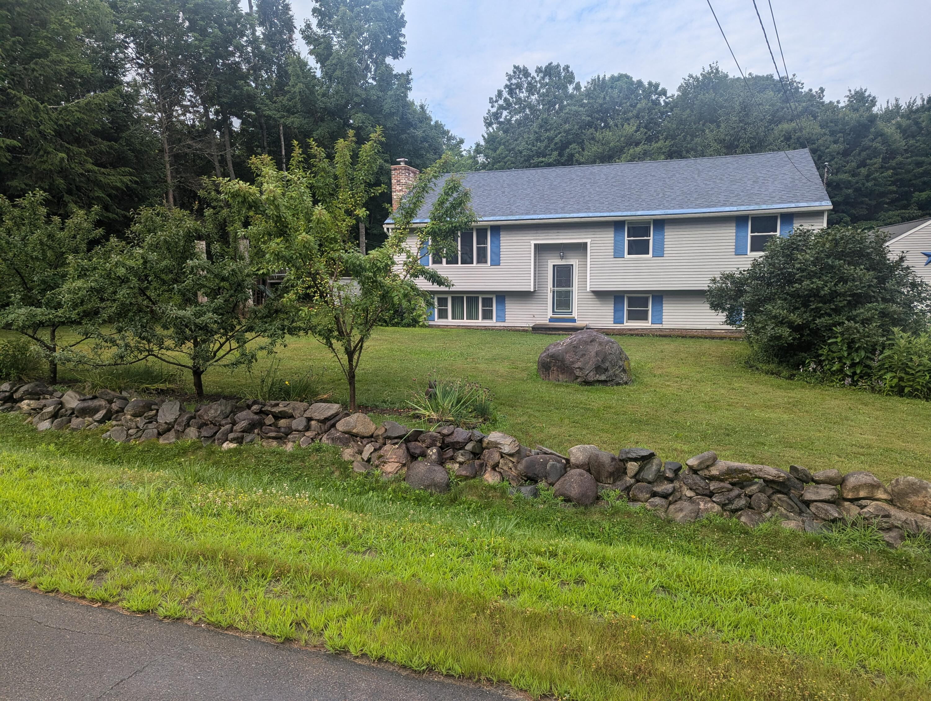 Homsted Ln, Hermon, ME 04401