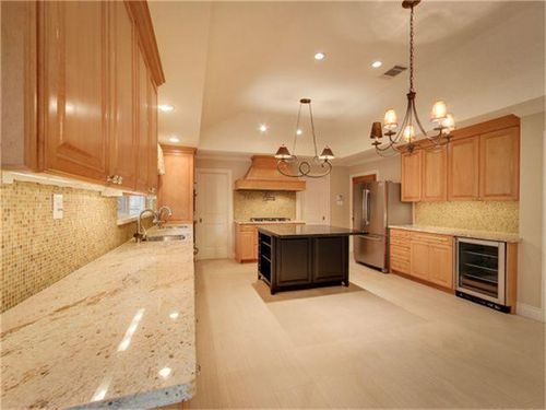 4517 Tonawanda Drive, Houston, TX, 77035 | Card Image