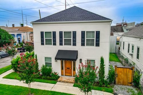 4300 Annunciation St, New Orleans, LA, 70115-1439 | Card Image