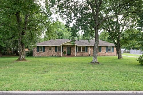 122 Eventide Dr, Hendersonville, TN, 37075-3742 | Card Image