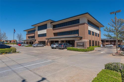 1161 36th Ave Nw, Norman, OK, 73072-4112 | Card Image