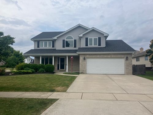 1061 Coyote Trl, New Lenox, IL, 60451-3142 | Card Image