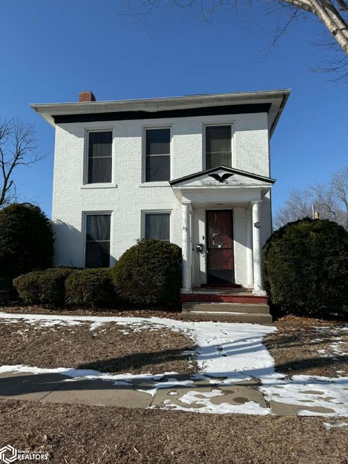 1527 Thul St, Burlington, IA, 52601-4556 | Card Image