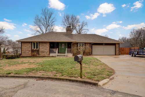922 E Manchester Dr, Springfield, MO, 65810-2949 | Card Image