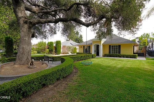 2340 Brigden Rd, Pasadena, CA, 91104-3426 | Card Image