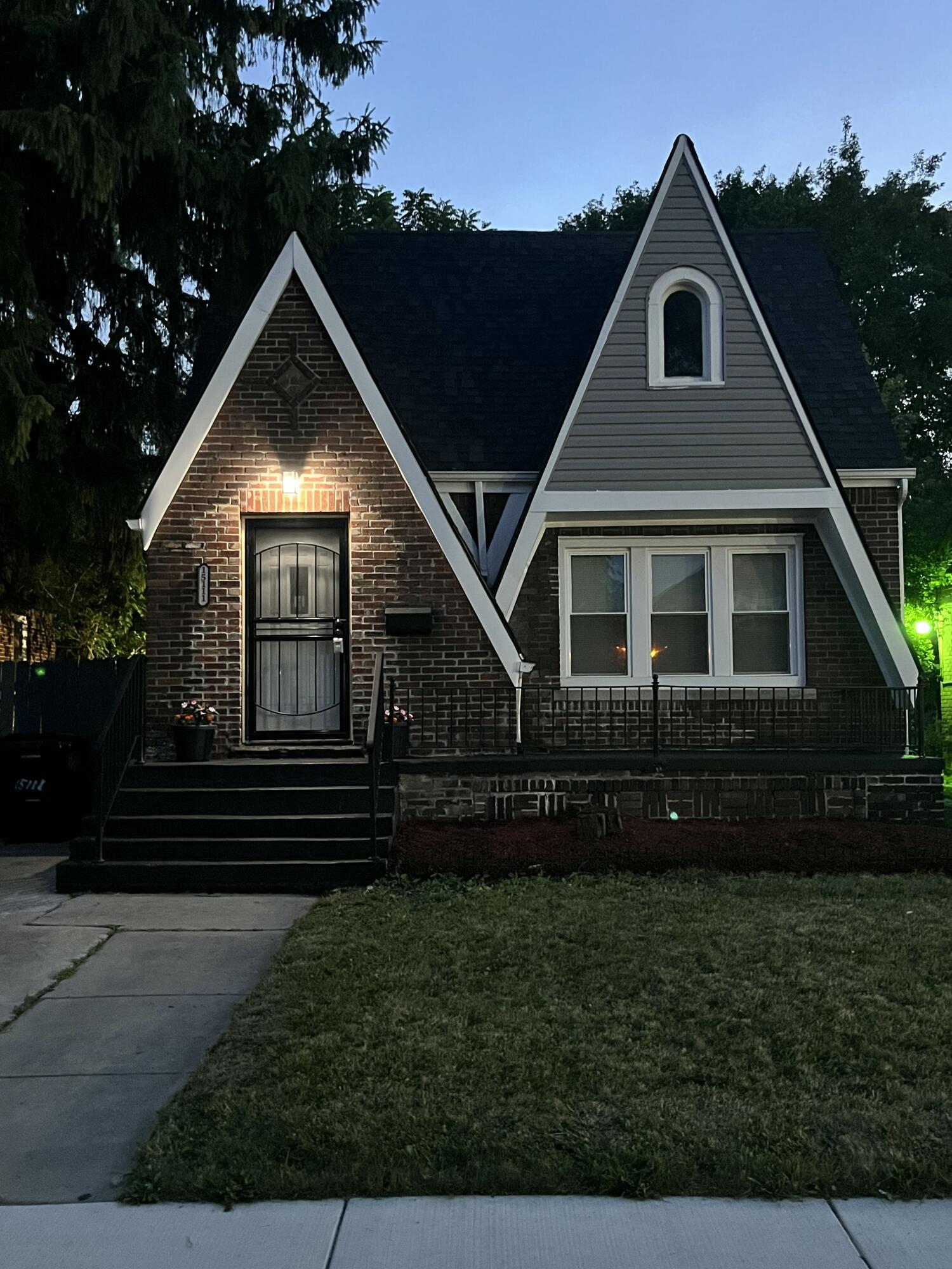 Residential in Detroit 3